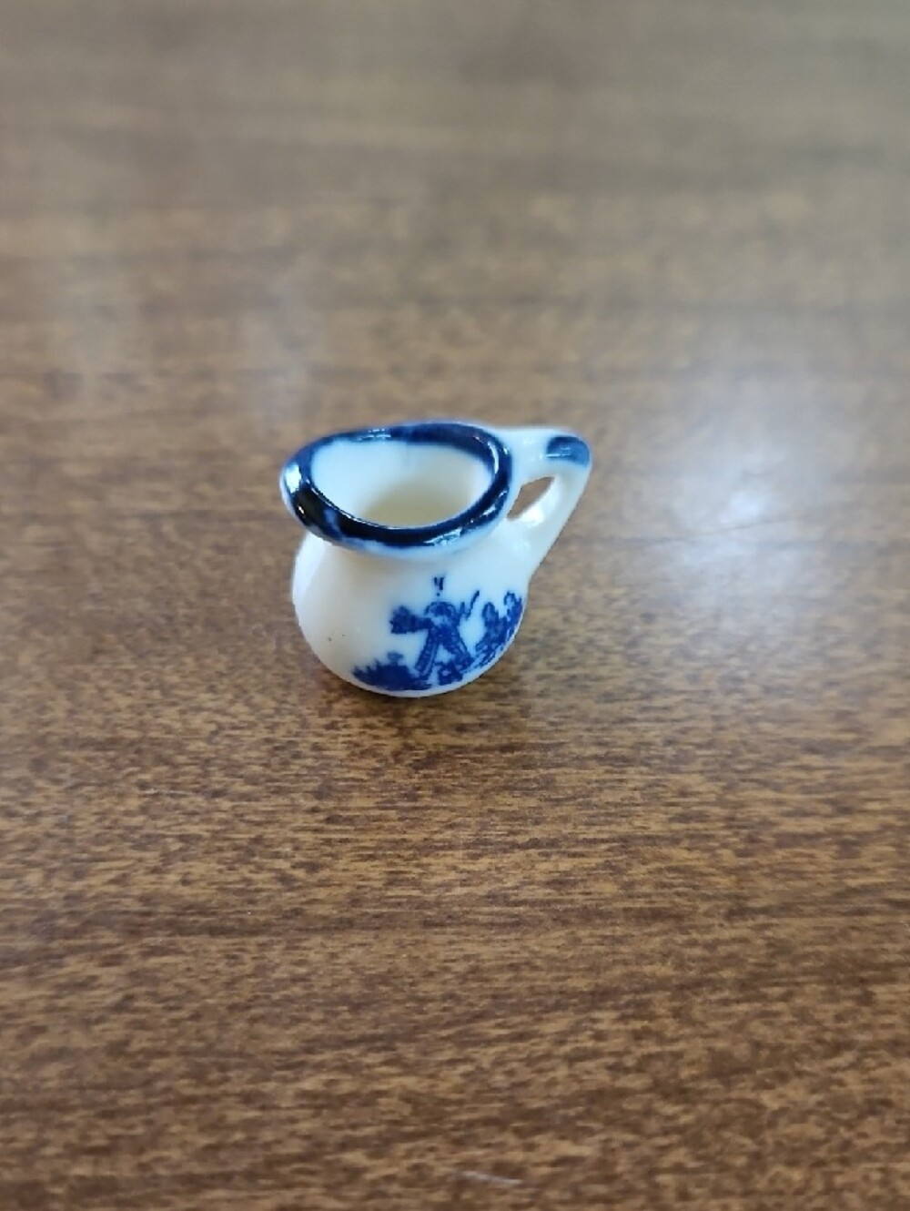 3 Delfts-Blue and White Porcelain Small Pitchers - Picture 14 of 16